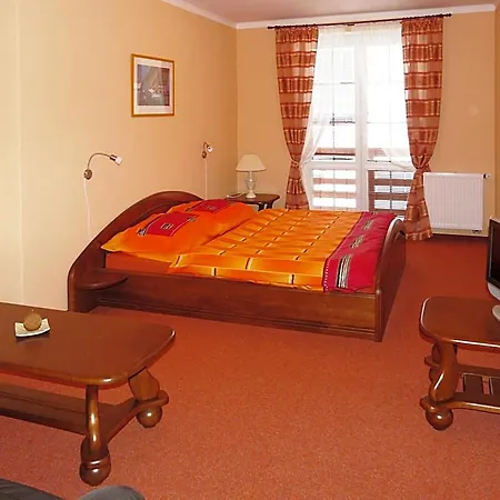 Majak Hotel *